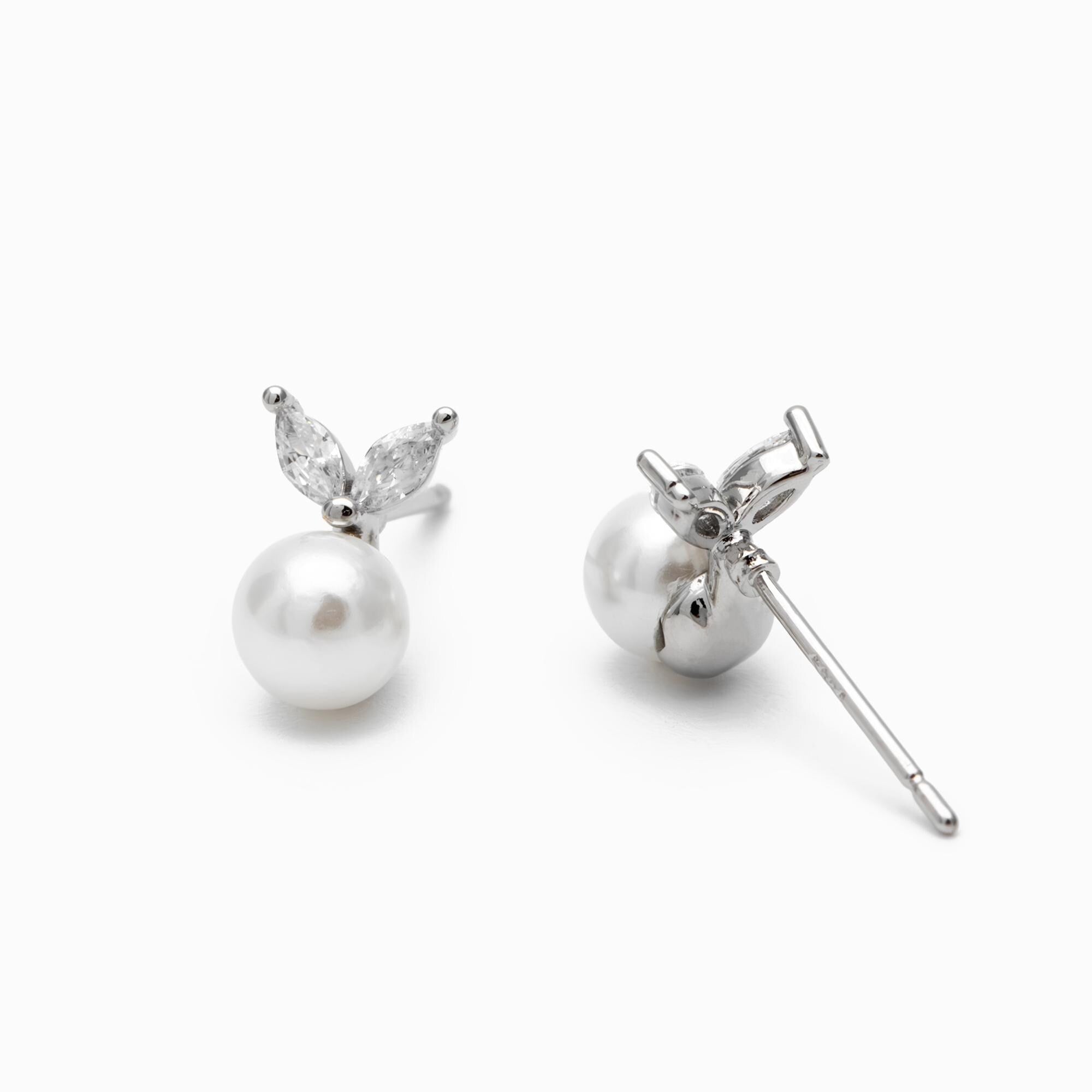 4pcs Gold/ Silver tone CZ Pave Leaf Glass Pearl Earrings (#GB-4341)